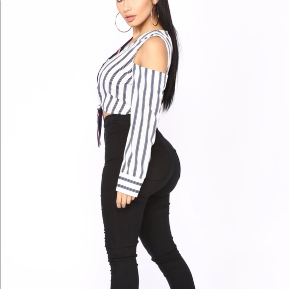 Top - Picture 3 of 5